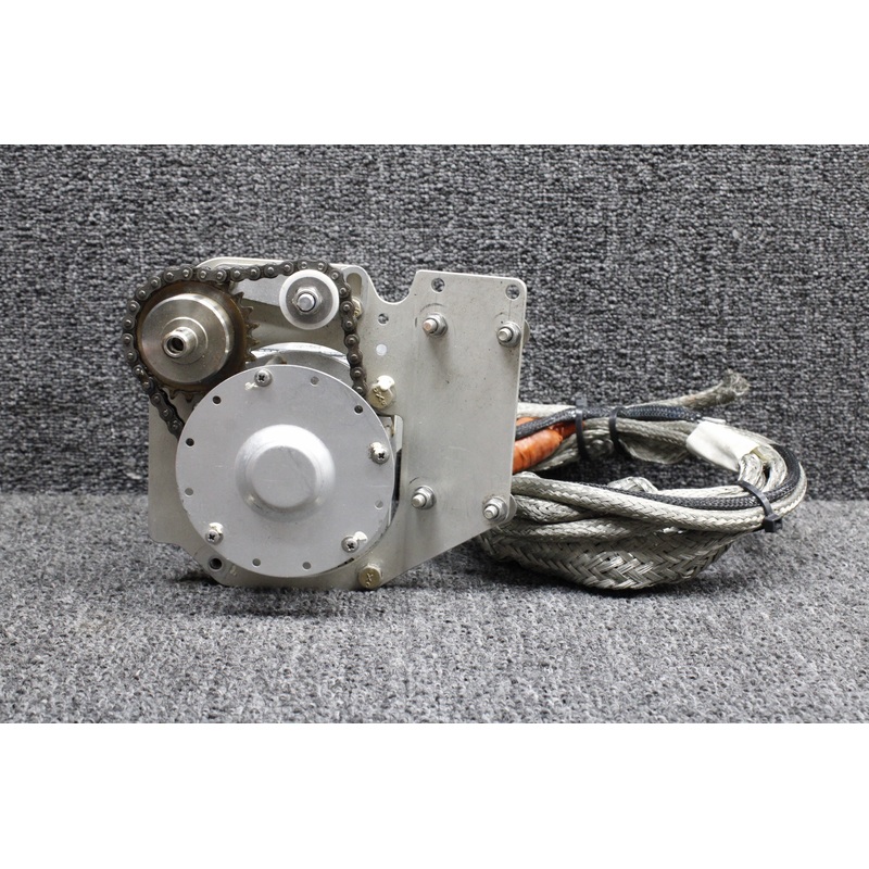 011-00878-00, 011-00894-04 Garmin Servo Actuator Assembly with Mount, Mod (28V)