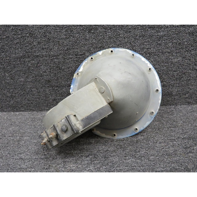 G-3600A-1 Grimes Landing Light without Power Unit (Damaged, Bent Retainer)