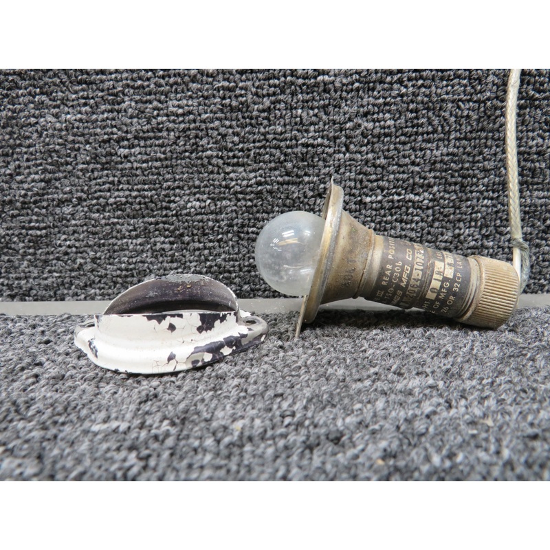 A-2064-1073 Grimes Rear Position Light Assembly (Minus Lens) (Half Retainer)