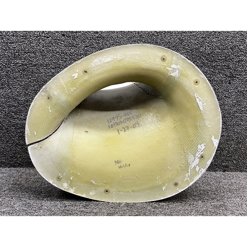 12975-001 (Use: 18098-001) Cirrus SR20 Upper Main Gear Strut Fairing LH