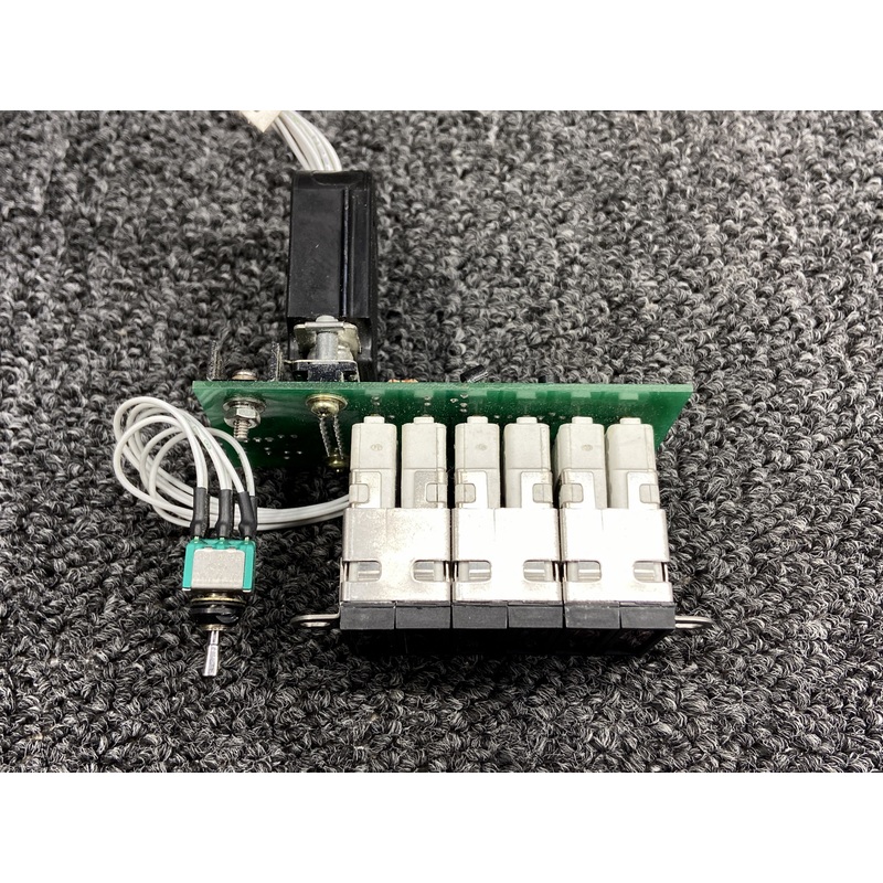 15260-011 Cirrus SR20 Annunciator Panel Assembly with Connector