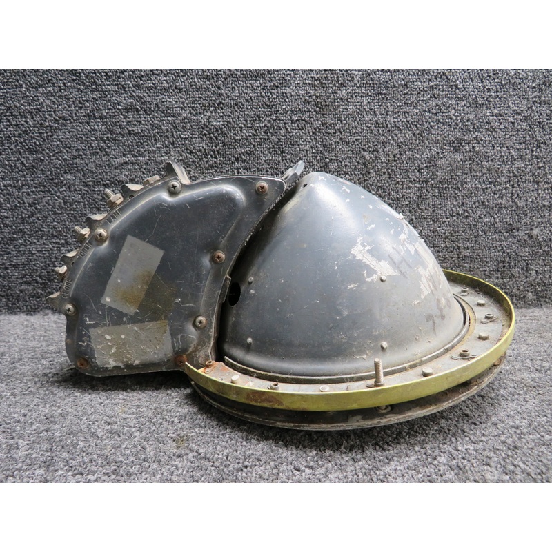 G-3600A-1 (Alt: 101A-88101-1) Grimes Landing Light (Minus Bulb and Lens) (Worn)