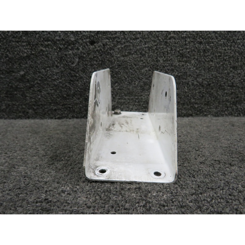 101-810148-3 Beechcraft King Air 200 Main Gear Door Cam Support