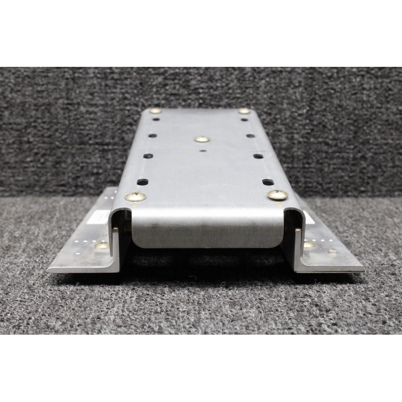 115-00922-00 Garmin GRS-77 Universal Mount Bracket