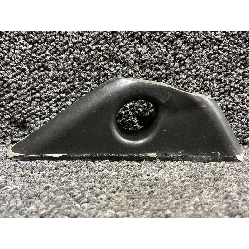 16678-001 Cirrus SR20 Aft Fuselage Tie Down Bumper (Damaged)
