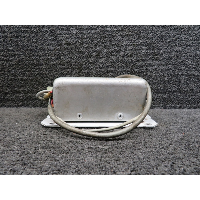 A490-T-DF-14 Whelen Strobe Light Power Supply (1.7A,14V) (Dented Housing)