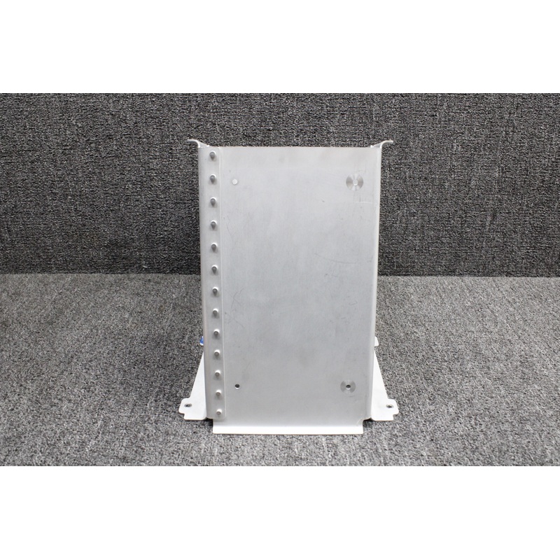011-01015-01 (Alt: D60-3112-62-00) Diamond DA42-NG Garmin G1000 Mounting Rack