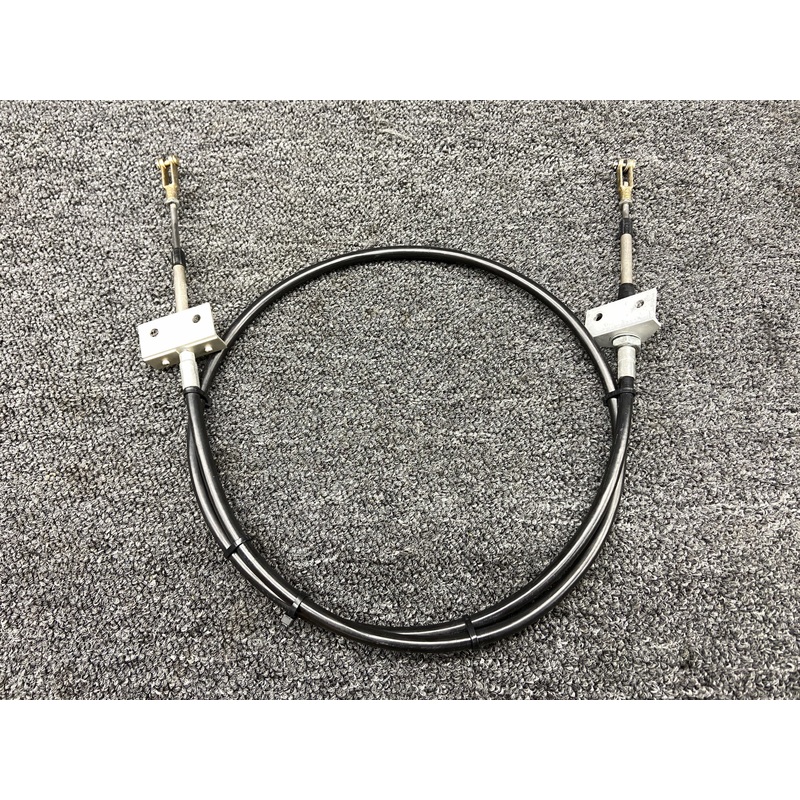 10642-002 Cirrus SR20 Cabin Door Latch Cable LH or RH (Length: 68)