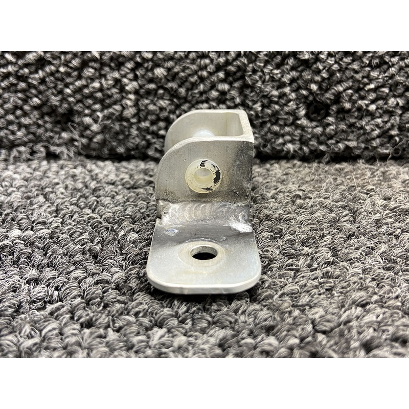 11984-001 Cirrus SR20 Upper Baggage Door Hinge Bracket
