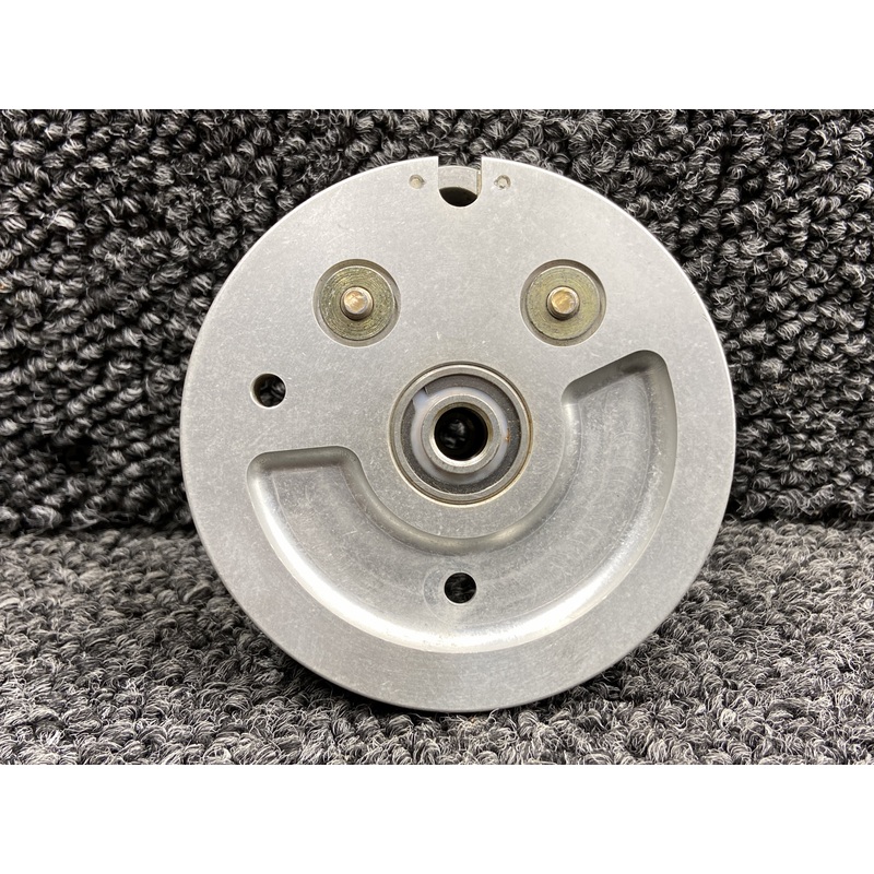 14815-001, 14815-102 Cirrus SR20 Aileron Actuation Pulley LH,RH w Bearing Block