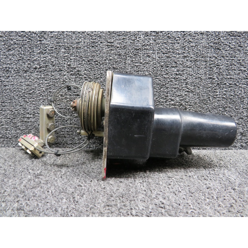 1C508-1-529P Piper PA44-180 Edo-Aire Pitch Servo Assembly (Wear)