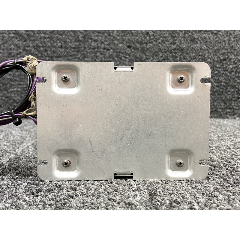 071-1147-00 King Radio KA-133 Voltage Converter (14 to 28V)