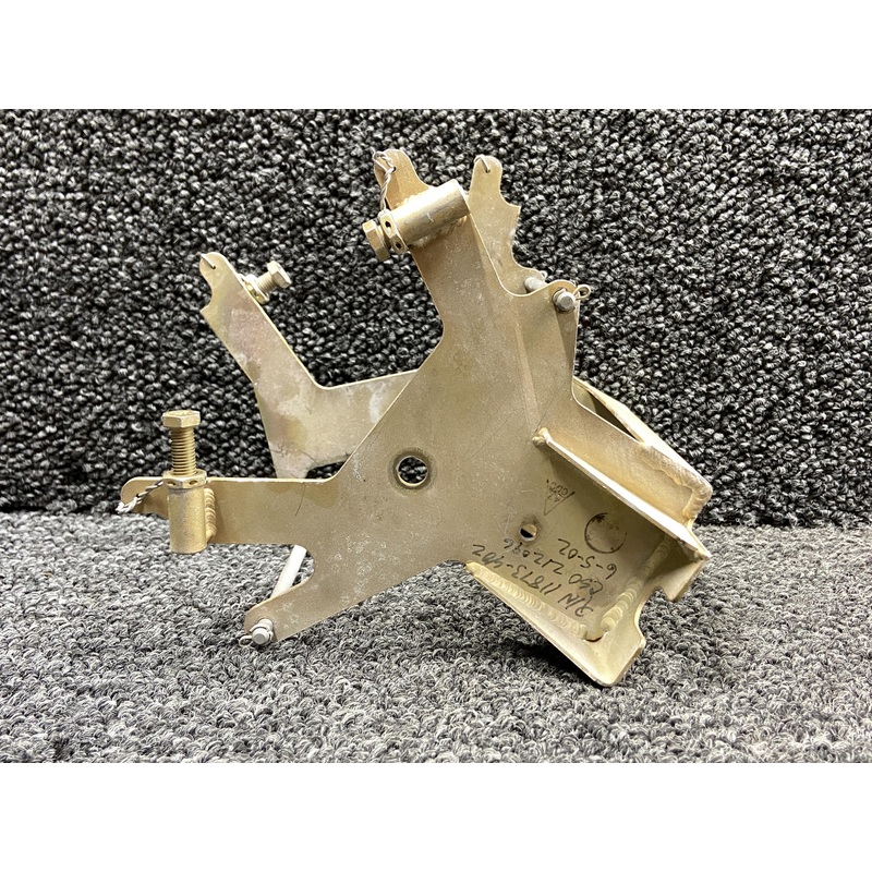 11872-002 (Use: 11872-003) Cirrus SR20 Flight Control Pulley Mounting Bracket