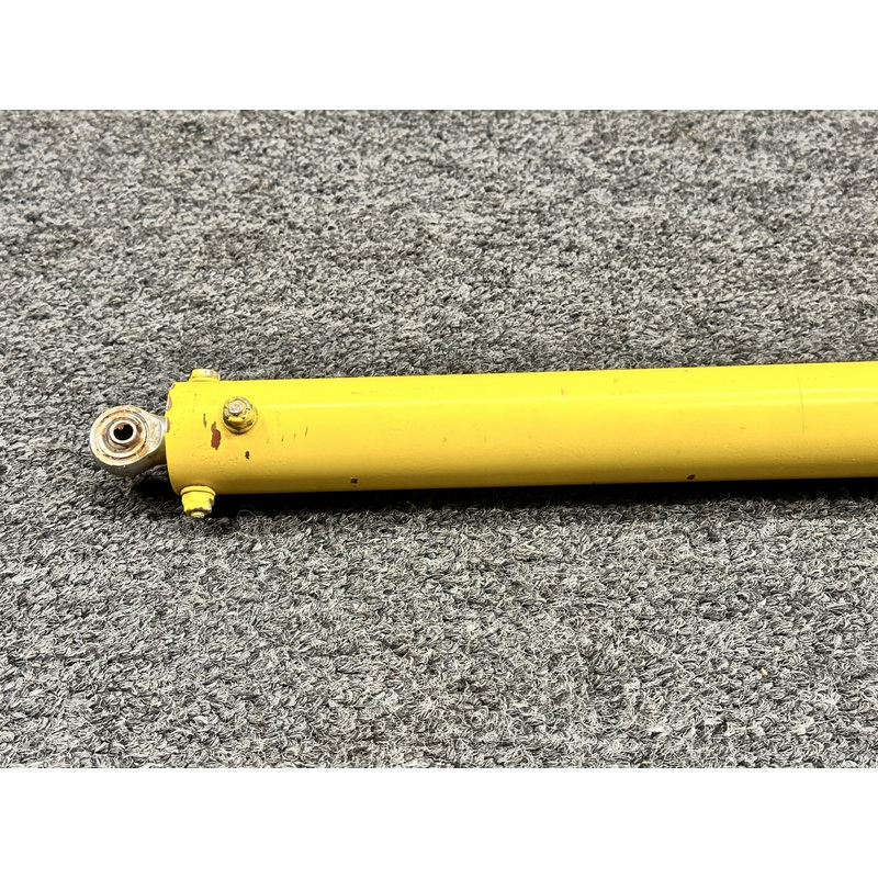 70348-2 Air Tractor AT-502B Main Aileron Push Rod Assembly RH (Minor Wear)