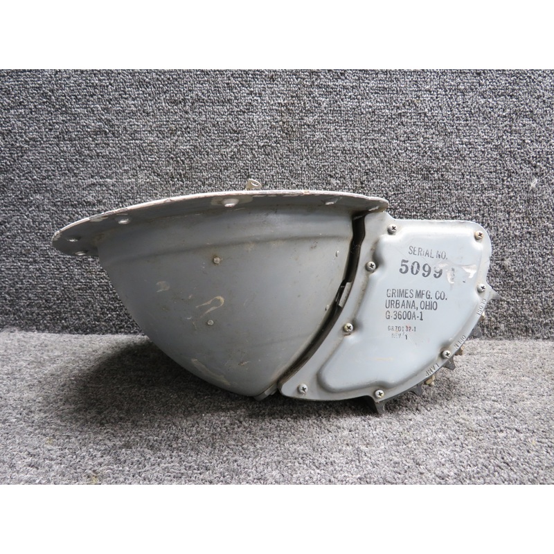 G-3600A-1 Grimes Landing Light Assembly Minus Bulb & Lens & Power Supply (Worn)