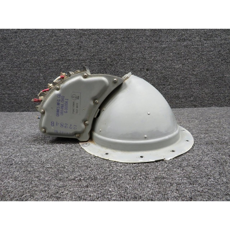 G-3600A-1 Grimes Landing Light without Power Unit (Damaged, Cracked Retainer)