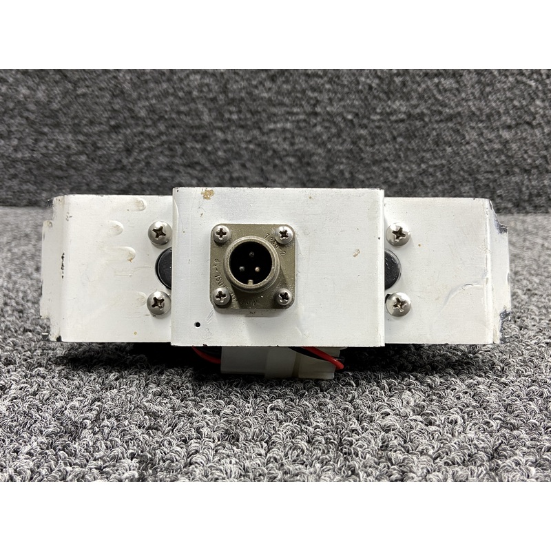 01-0790028-00 Whelen 90028 Navigation Strobe Light Assembly (No Connector)