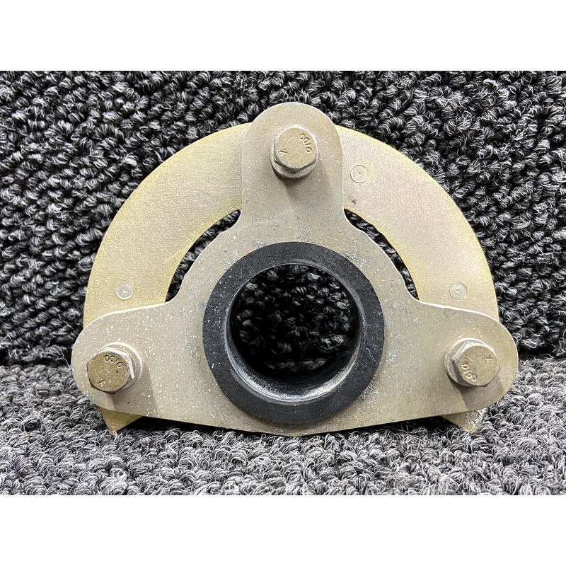 10323-003, 11557-004 Cirrus SR20 Flap Torque Tube Bushing Mount LH,RH w Plate