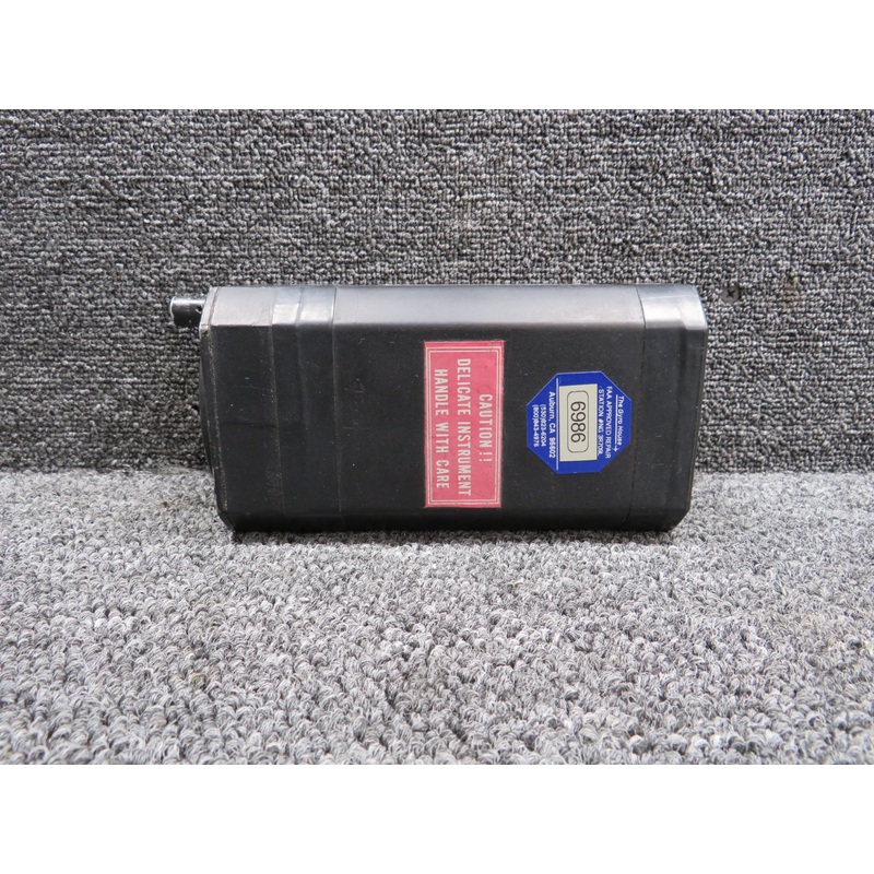 1U262-001-13 Edo-Aire 4000B-12 Directional Gyro Indicator (Chipped Paint)