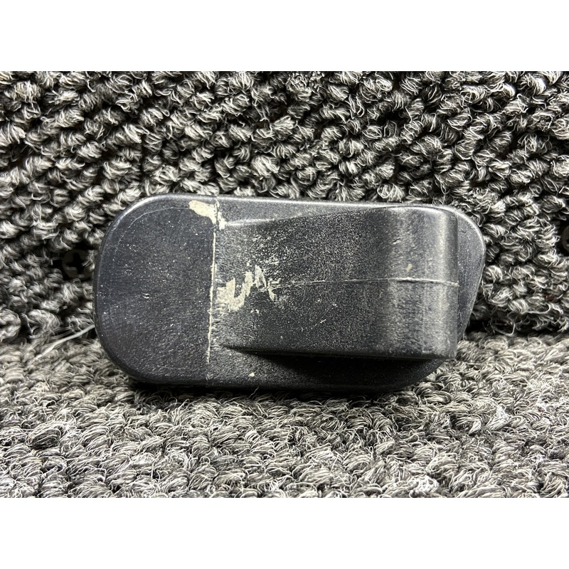 20274-002 Cirrus SR20 Interior Cabin Door Handle RH