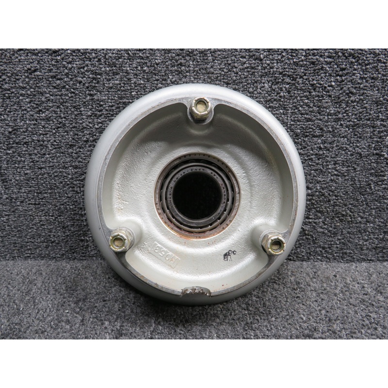 756-668 (Alt: 161-05500) Piper PA44-180 Cleveland Inner Wheel Half (Corrosion)