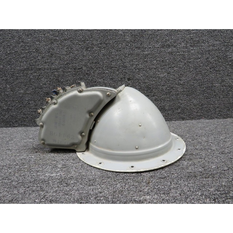 G-3600A-1 Grimes Landing Light (Minus Power Unit) (Small Dents on the Housing)