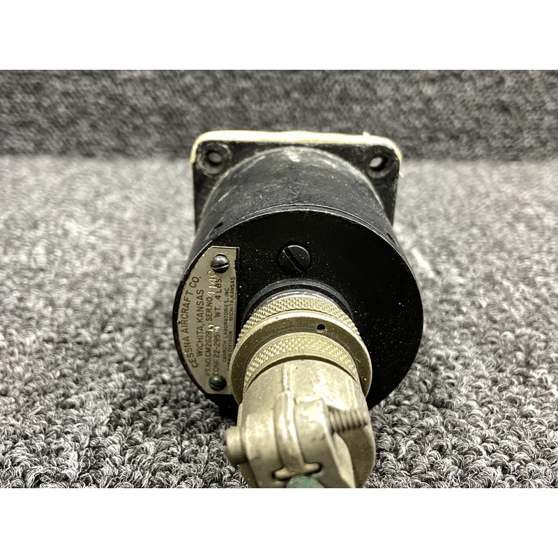 CM2628L1 (Use: C668520-0101) Garwin Outside Air Temperature Gauge w Connector