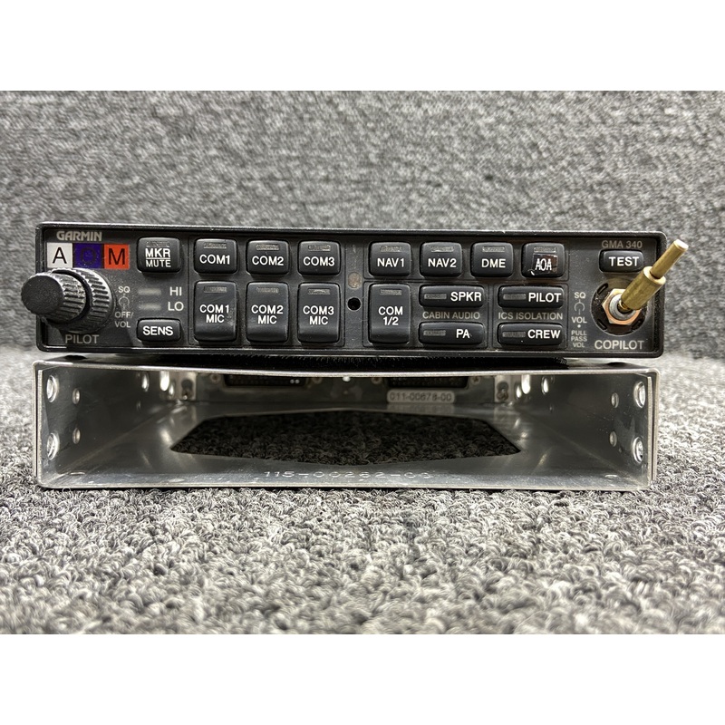 011-00401-10 Garmin GMA-340 Audio Selector Panel w Mods & Tray (11-33V, Damaged)