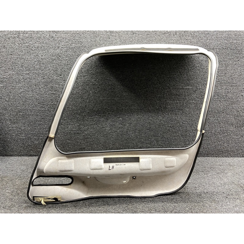 20348-007, 20421-003 Cirrus SR22 Cabin Door Interior Panel Set LH with Armrest