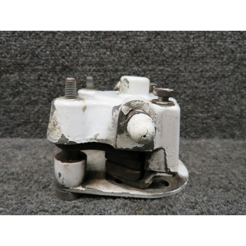 30-75 (Use: C163030-0113) Cleveland Brake Caliper Assembly (Worn Paint)
