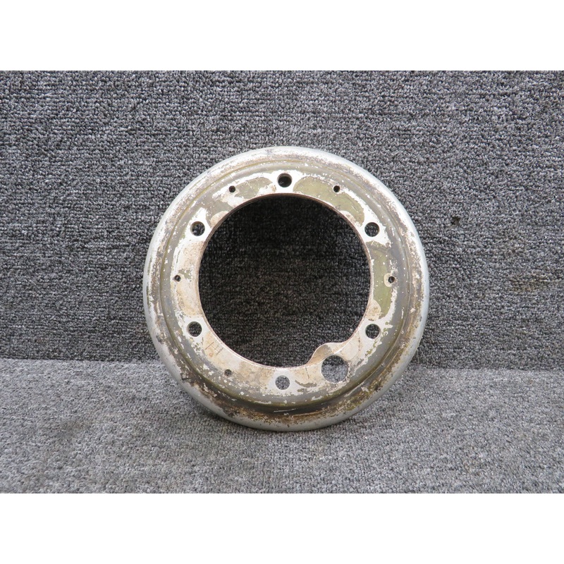 D30062-1 McCauley Wheel Flange Assembly (Chipped Paint)