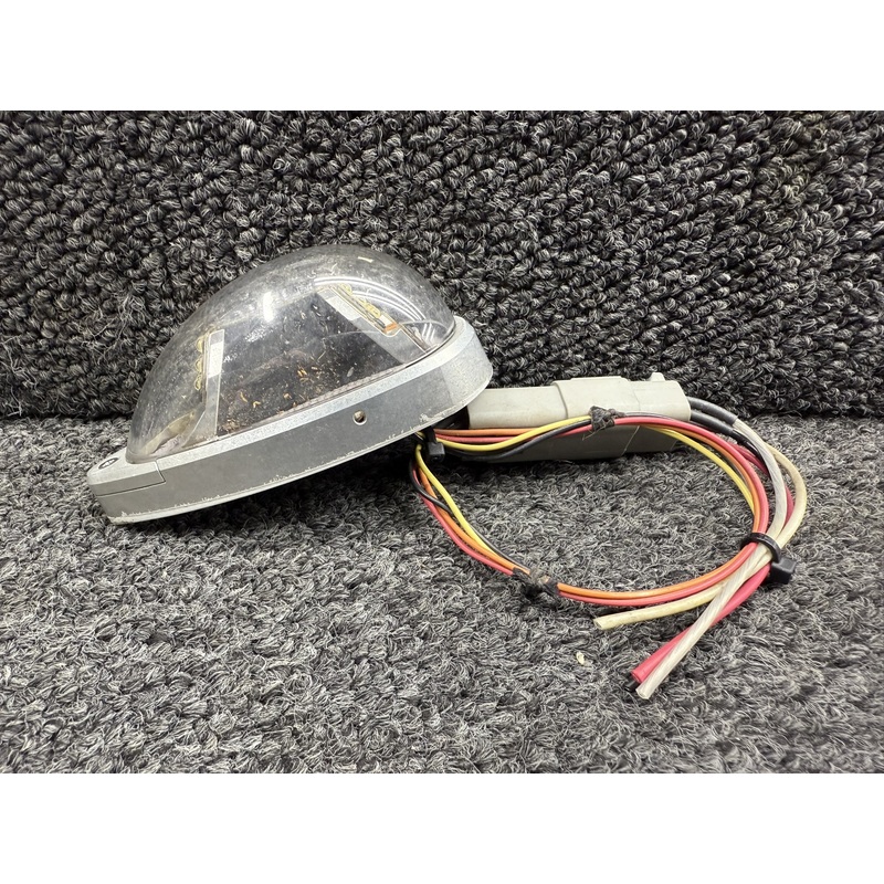 01-0790725-01 Rev. E Whelen OR6501G Wing Tip Position Light RH (Scraped) (V: 14)