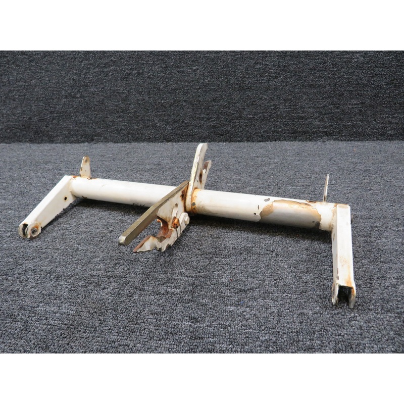 27-51042-176 Swearingen SA227-AC Main Gear Actuator Assy RH (Worn Paint, Rusted)