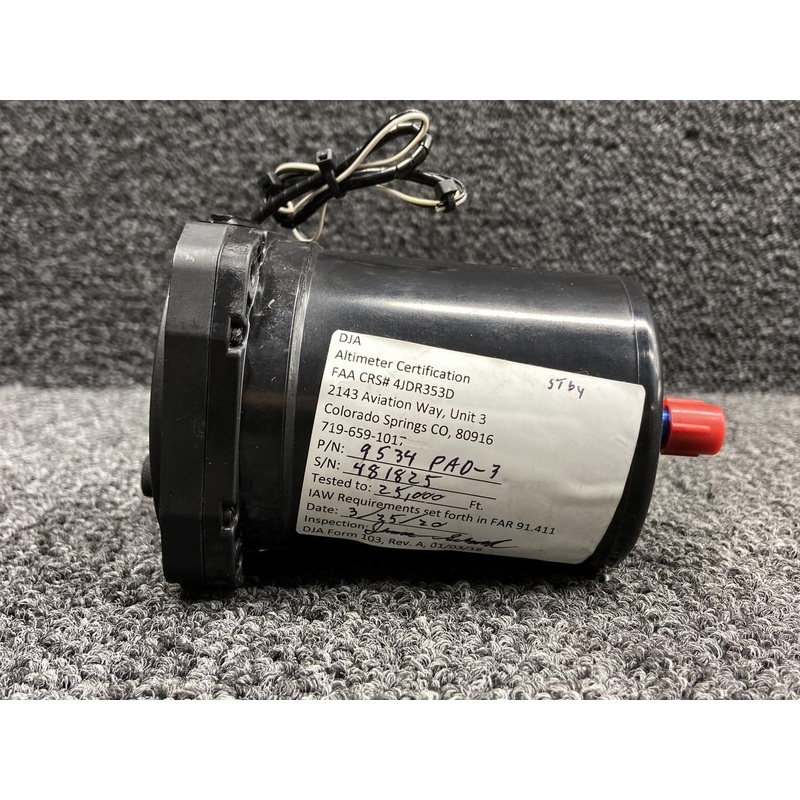 5934PAD-3 United Instruments Altimeter Indicator (Lighted, Code: A.668)
