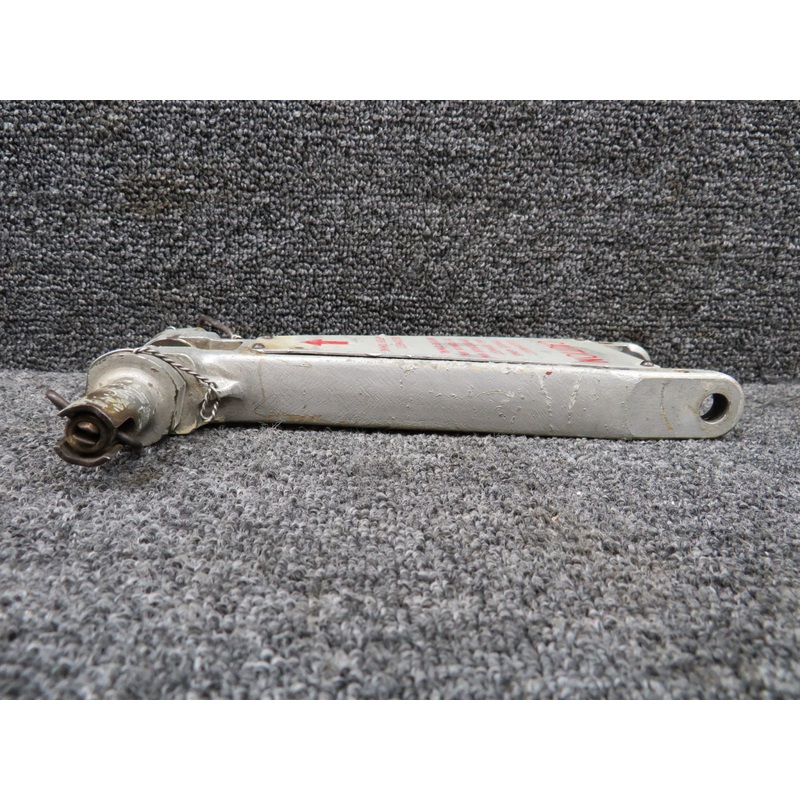 016A-39263-011 (Cast: 016A-39263-3) Beechcraft Link (Worn)