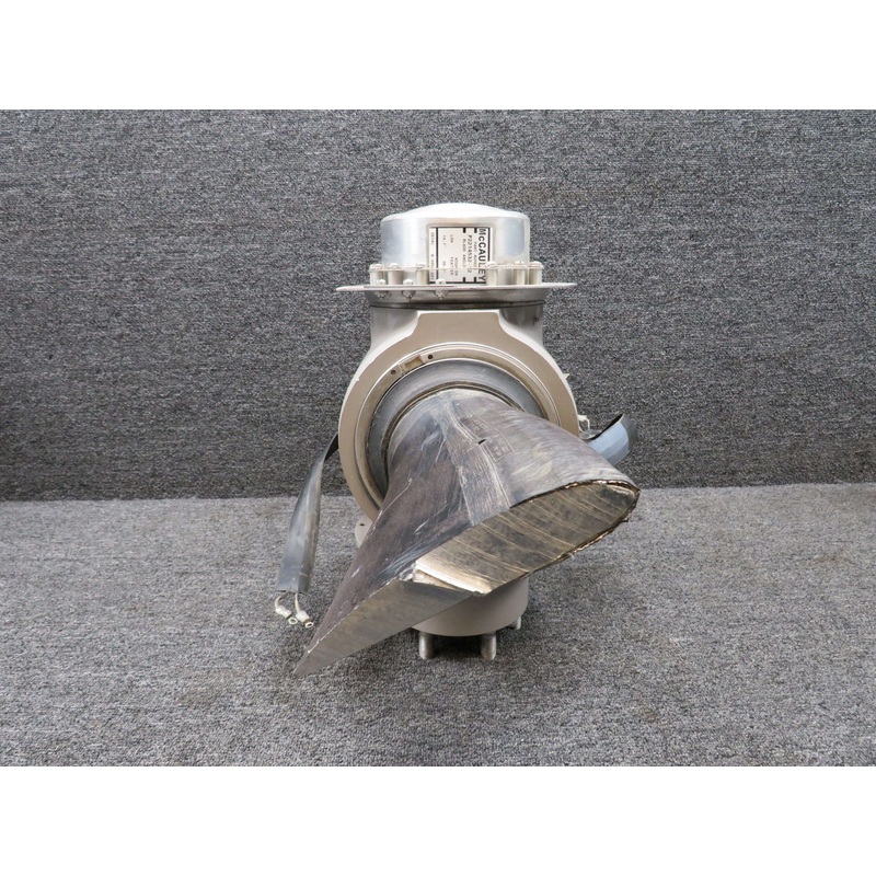 2A34C221-B McCauley 2-Blade Propeller Hub (No Logs) (Core, Prop Struck)