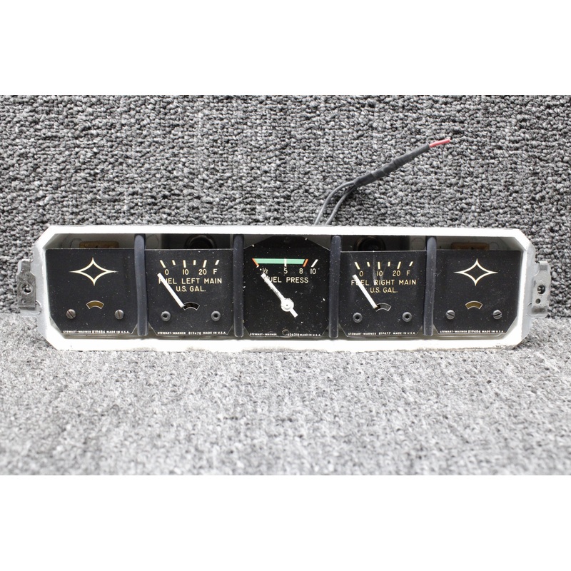436379-V10 Piper PA28-181 Instrument Gauge Cluster (Volts: 12) (Cracked Cover)