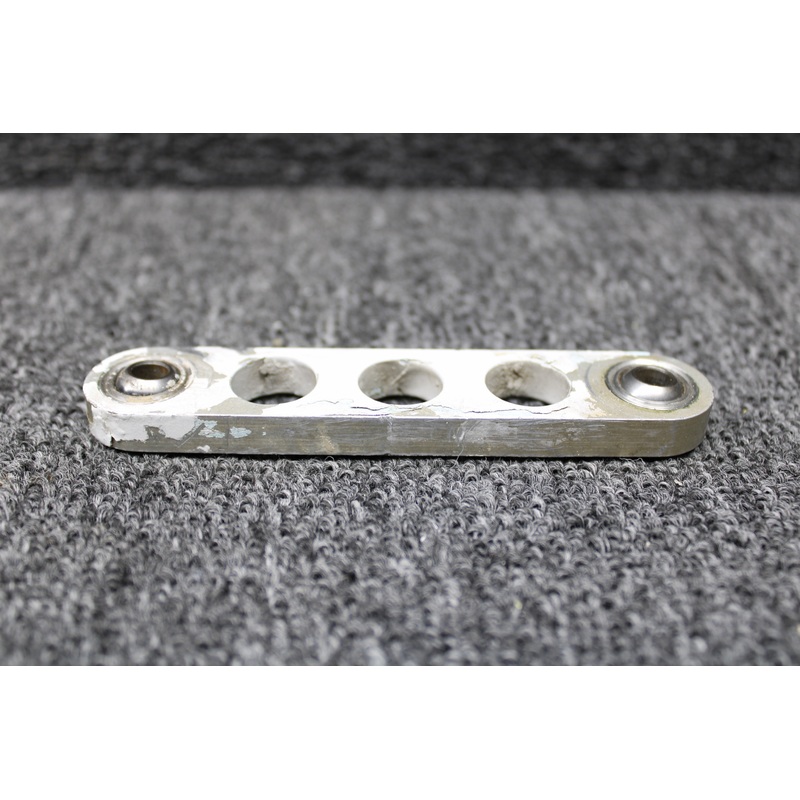 27-32005-001 Swearingen SA226-T(B) Flap Link Outboard LH or RH