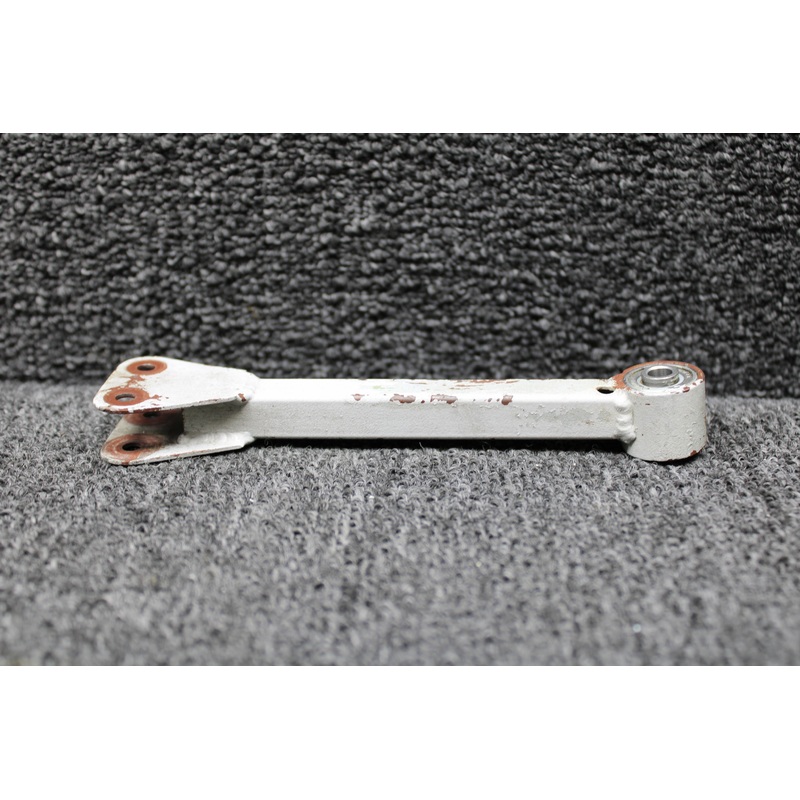 27-71004-001 Swearingen SA226-T(B) Aileron Link Inboard LH or RH