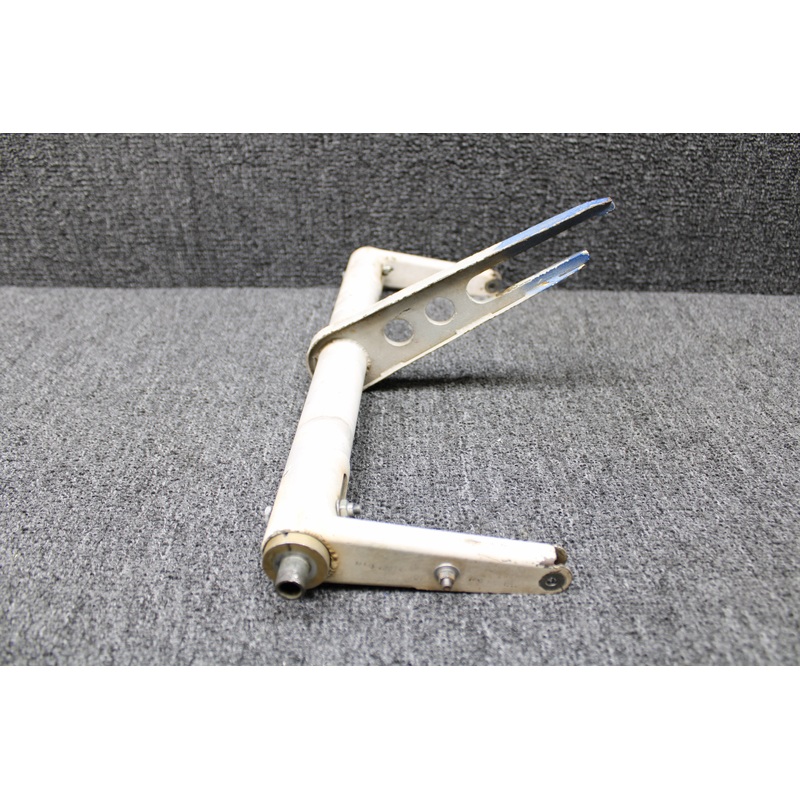 27-55008-003 (Alt: 27-55008-063) Swearingen SA226-T Nose Gear Door Retract Tube