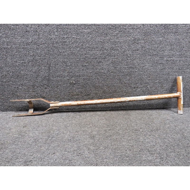 Beechcraft A35 Bonanza Towbar Assembly (Worn) (Length: 31.375)