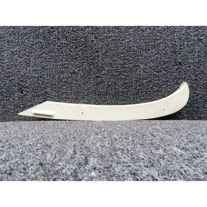 000-170031-1 Beechcraft BE-A36 Wing Tip Glareshield LH