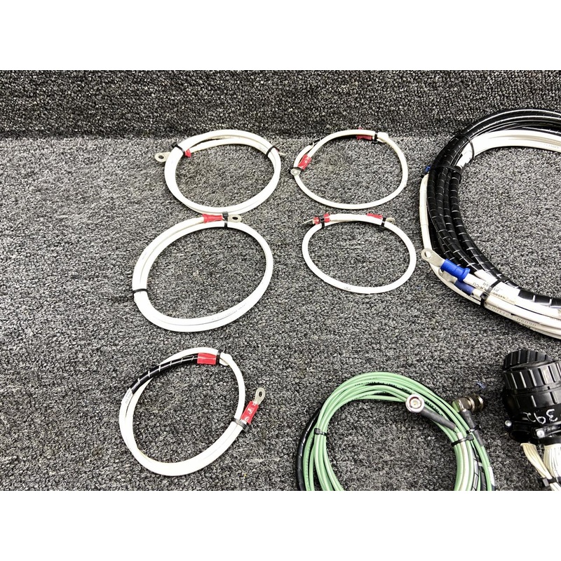 Garmin G1000 Wiring Harness with Connectors (Incomplete)