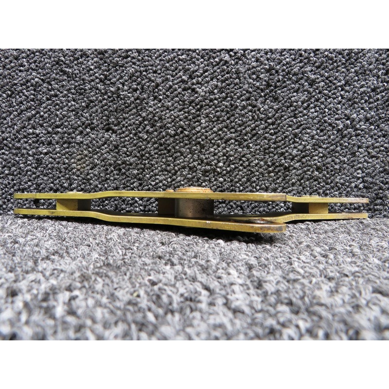 101-521046-2 Beech KA-200 RH Aileron Bellcrank Assembly
