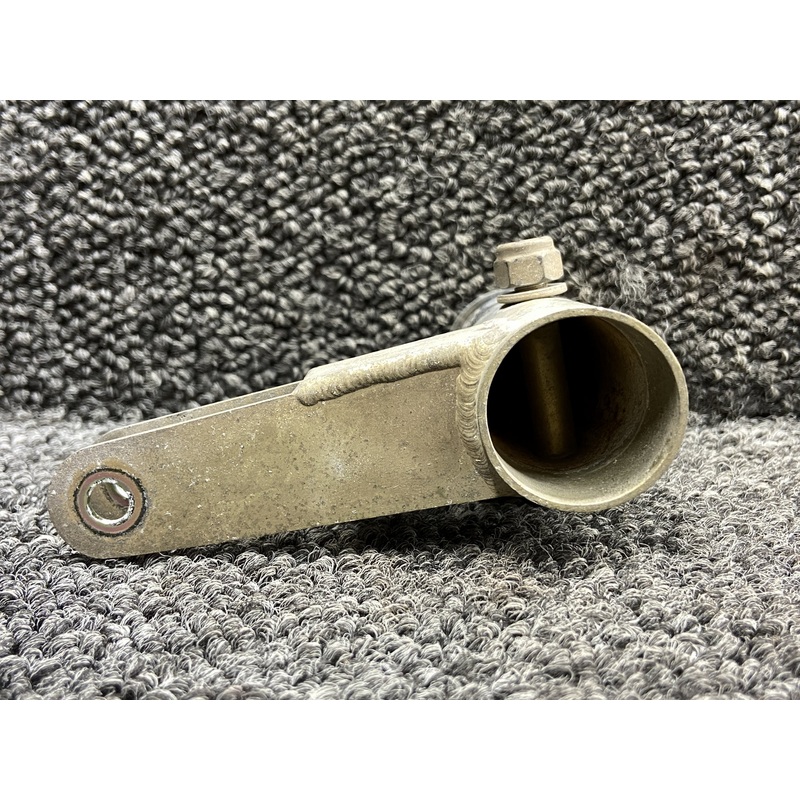 10318-007 Cirrus SR22 Flap Torque Tube End Fitting