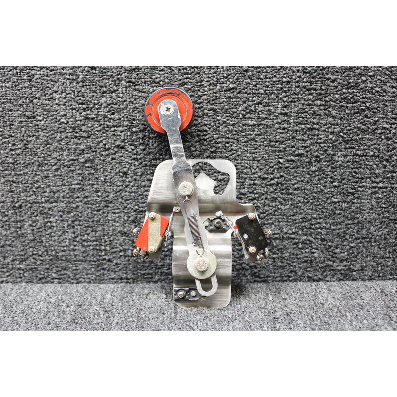 26-21318-007 Swearingen SA226-T(B) Landing Gear Control Switch Assembly