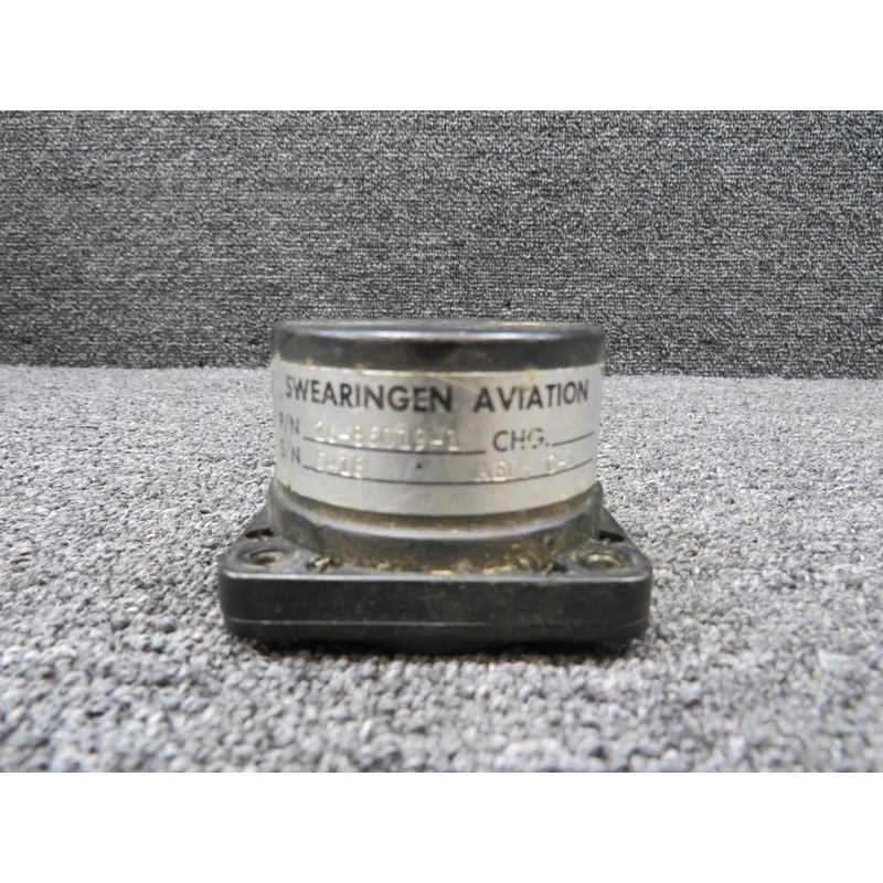 26-86019-1 Swearingen Vacuum Suction Indicator (Chipped Mount, Cloudy Face)