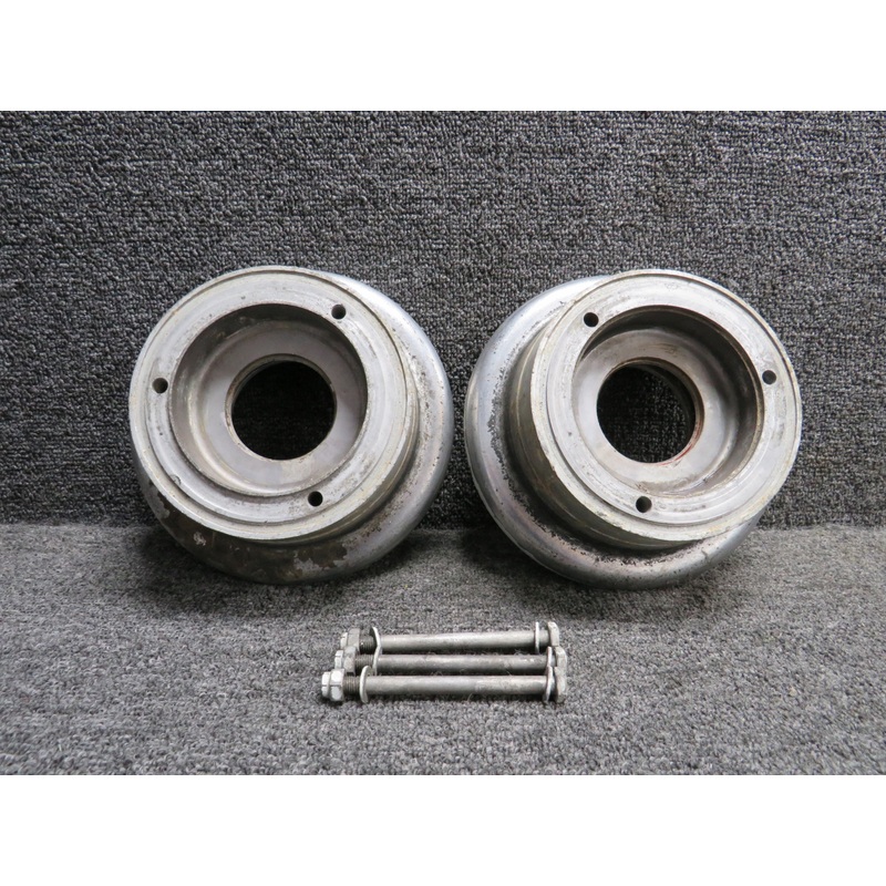 40-19A Cleveland 5.00-5 Main Wheel Assembly (Worn) (Chipped)