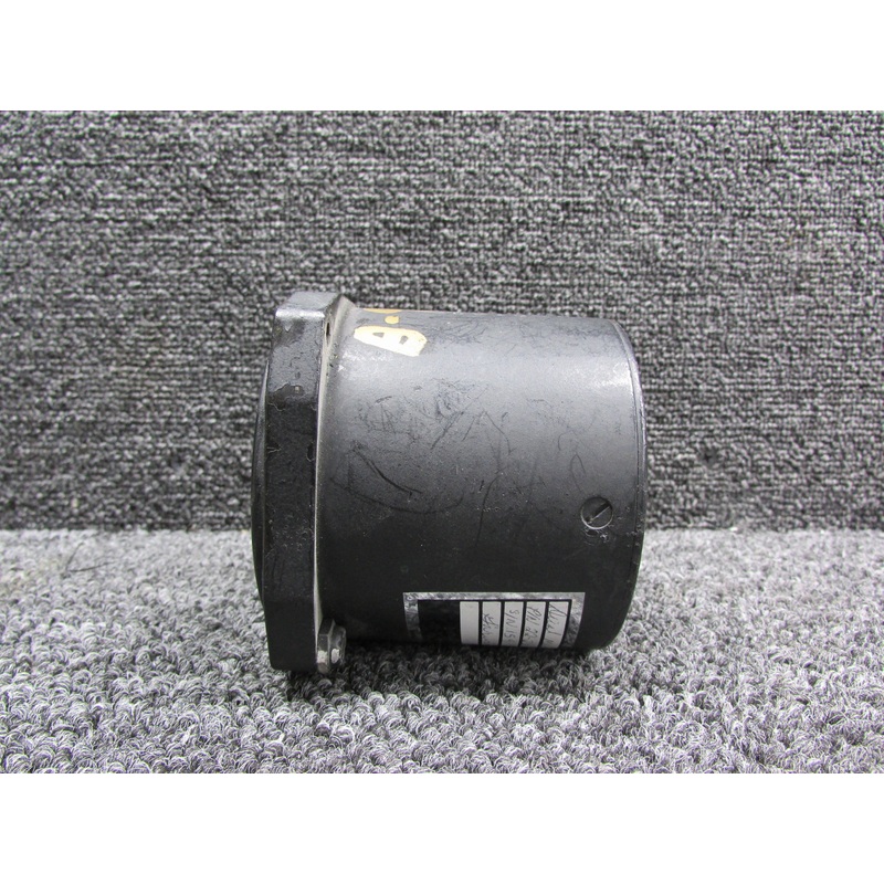 22-260-03 Garwin Dual Manifold Pressure Indicator (Broken Screen)