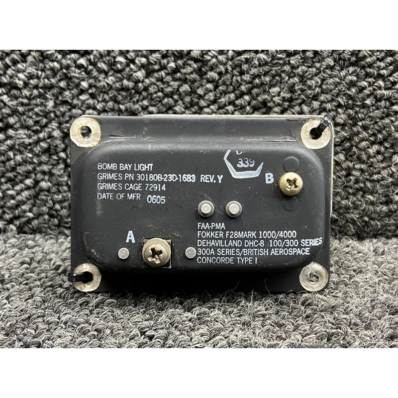 30180B-23D-1683, 16-0454-1 Grimes Bomb Bay Floodlight Assy w Cover